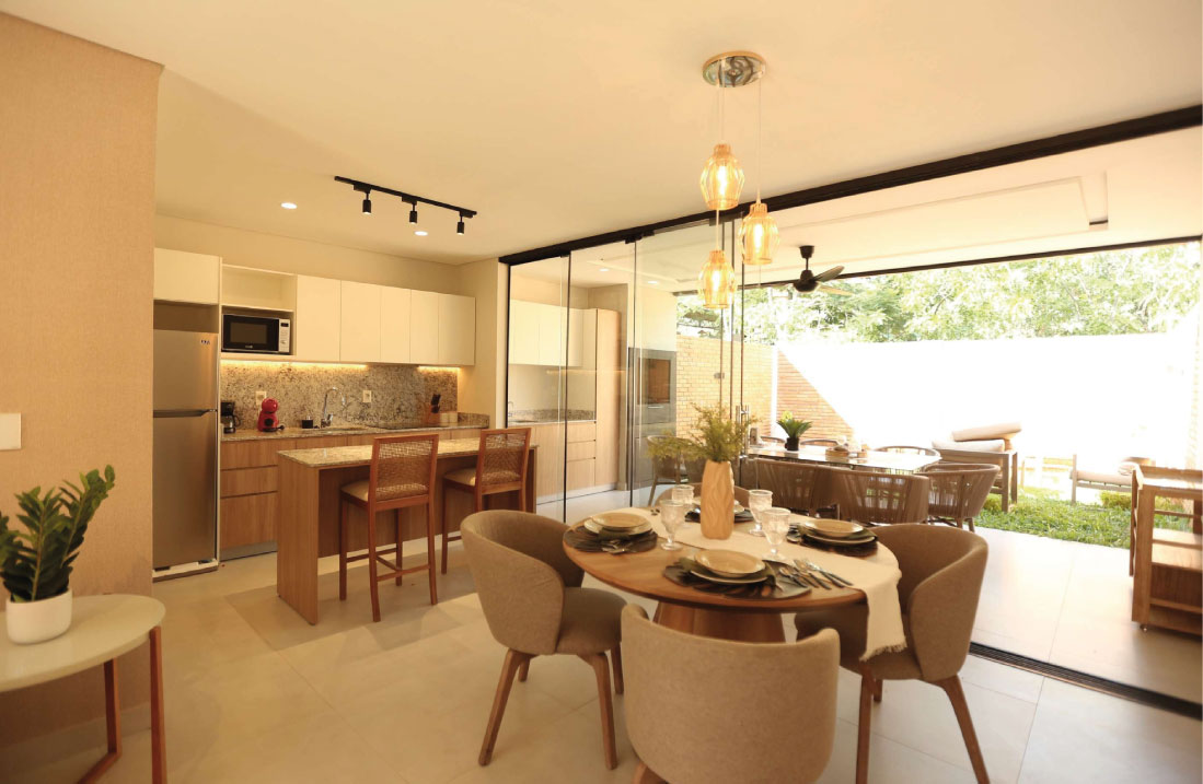 Open kitchen and dining - Altea Laguna Grande